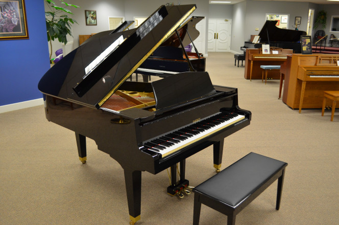 1984 Everett EV60 six foot grand by Yamaha - Grand Pianos